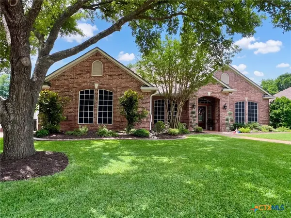 2215 Fox Glen Lane, Temple, TX 76502