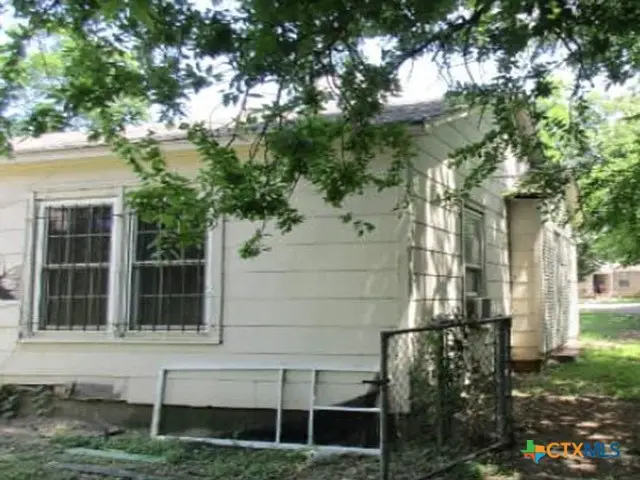 1919 Windsor Avenue, Waco, TX 76708 - #2