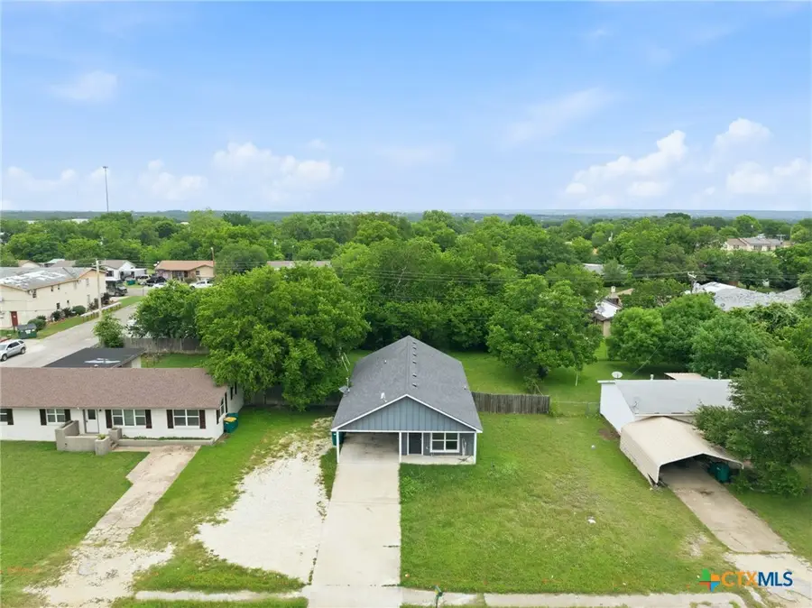 1309 W Main Street, Gatesville, TX 76528 - #2