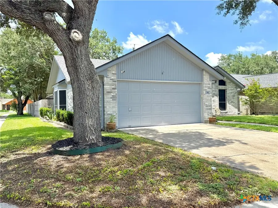 901 Taos Drive, Victoria, TX 77904 - #3