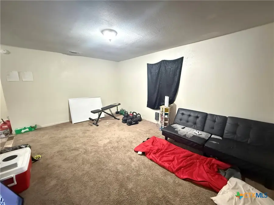 211 Hold Street, Killeen, TX 76541 - #2