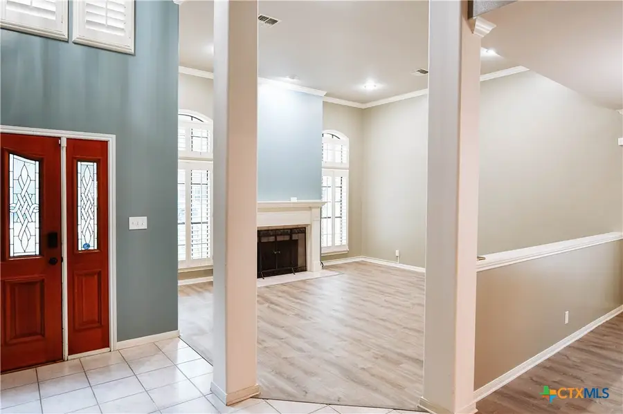 406 Woodway Drive, Victoria, TX 77904 - #3