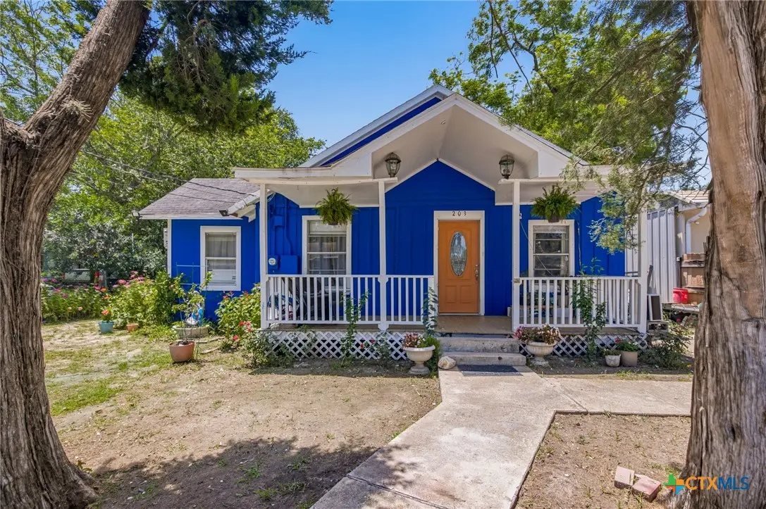 203 Ernst Street, Victoria, TX 77901 - #1
