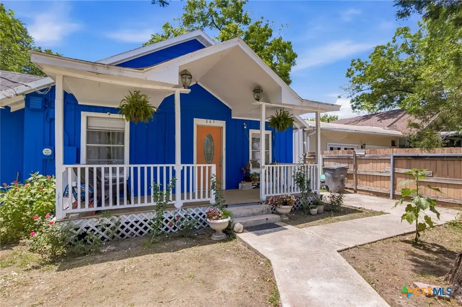 203 Ernst Street, Victoria, TX 77901 - #3