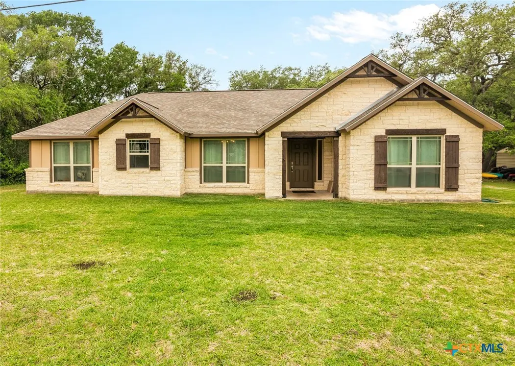 260 Oak Street, Palacios, TX 77465 - #1