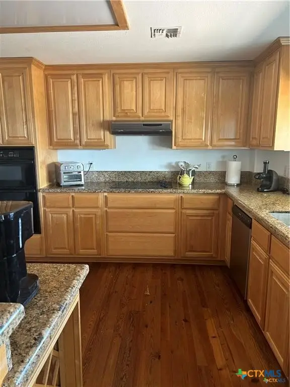103 W Commerce Street, Port Oconnor, TX 77982 - #3