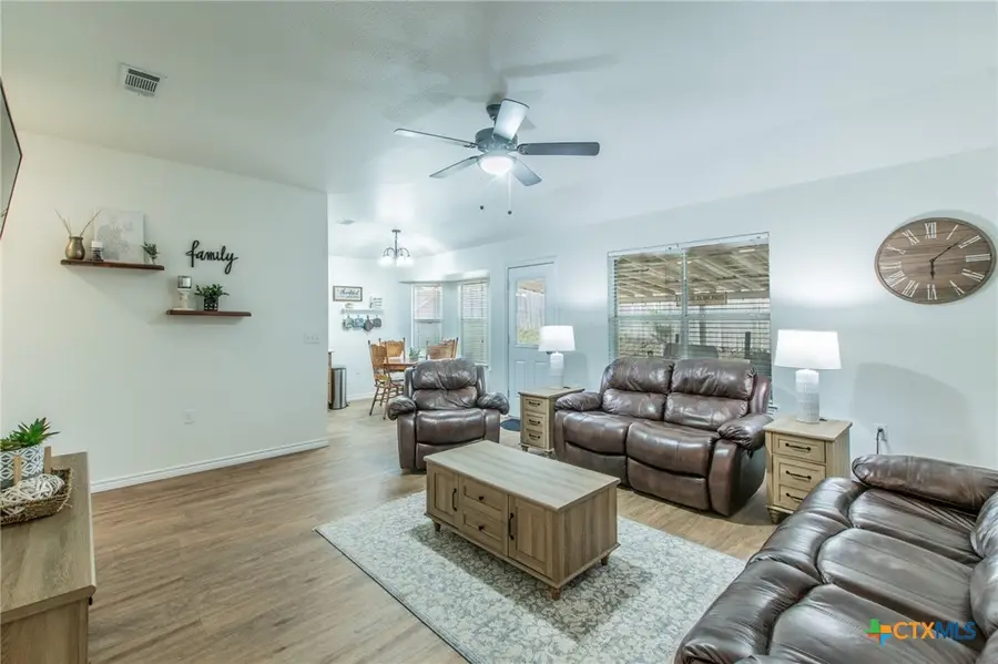 302 Sealy Court, Gatesville, TX 76528 - #2