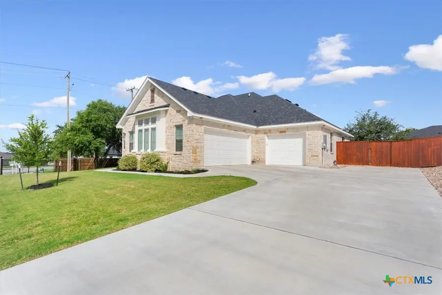 5017 Bella Charca Parkway, Nolanville, TX 76559 - #3