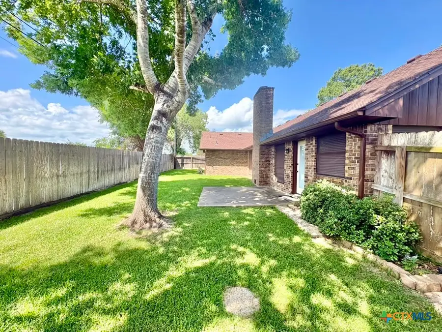 304 Windy Way Drive, Victoria, TX 77904 - #3