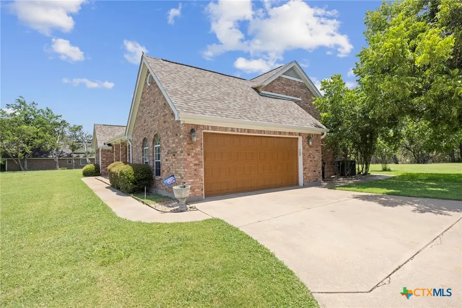 3912 Chisholm Trail, Salado, TX 76571 - #3