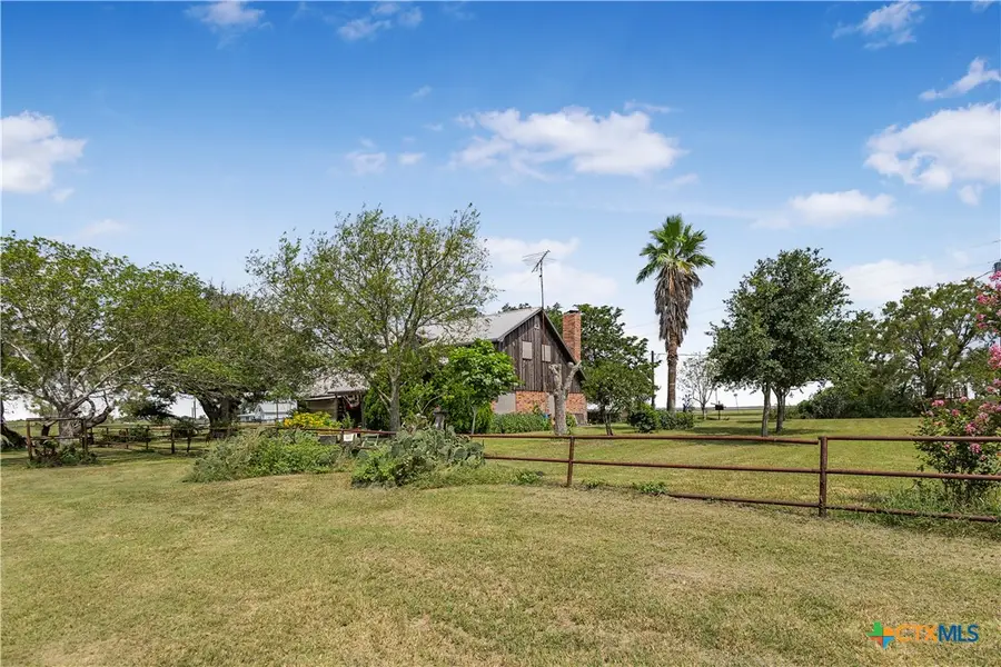 267 Center School Road, Yoakum, TX 77995 - #3