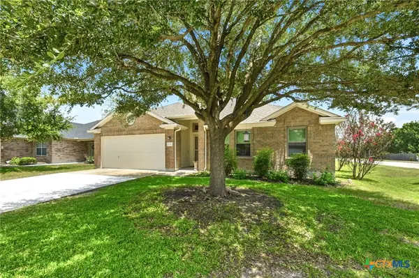 200 Gainer Drive, Hutto, TX 78634