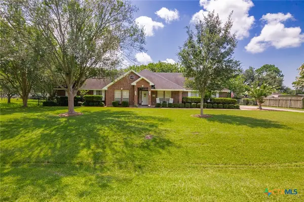 303 Perth Street, Victoria, TX 77904