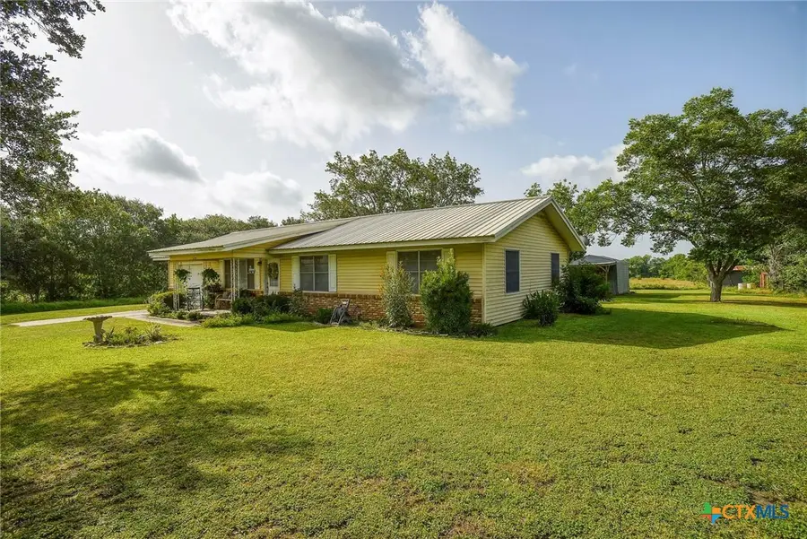 2179 Us Highway 90a, Shiner, TX 77984 - #3