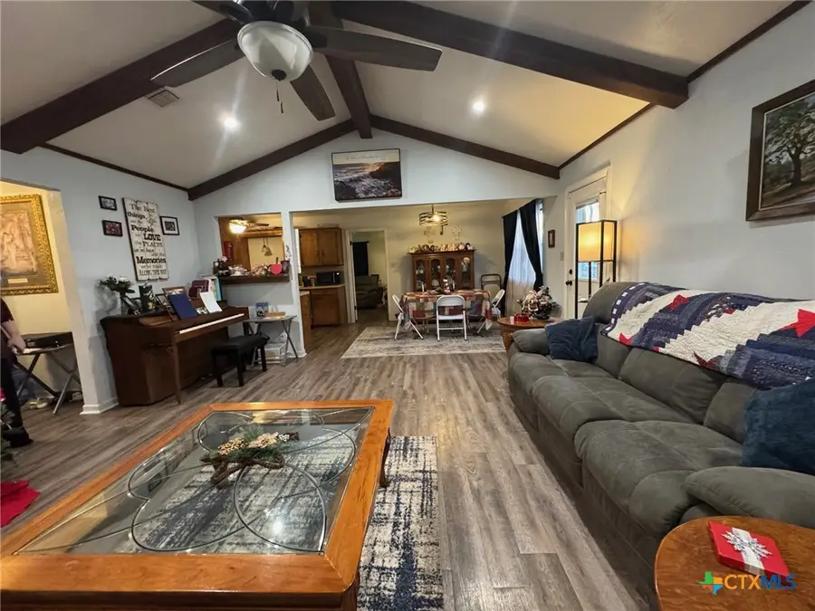 817 S Bell Street, Hamilton, TX 76531 - #3