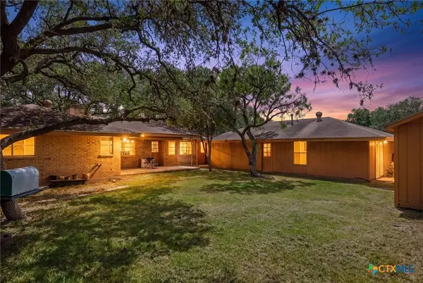 304 Hill Country Lane, San Antonio, TX 78232