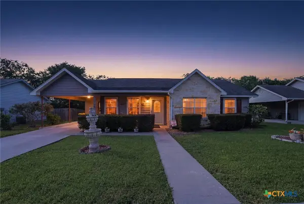 529 Guerra Lane, Gonzales, TX 78629