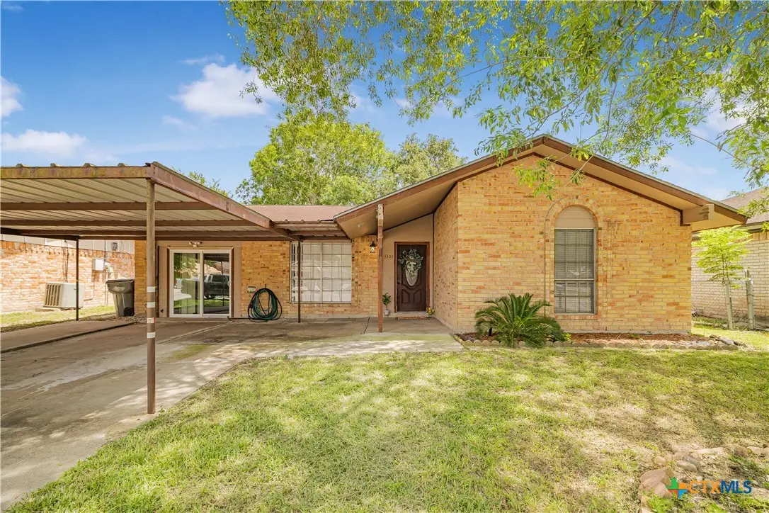 3303 Flamingo Drive, Victoria, TX 77901 - #1