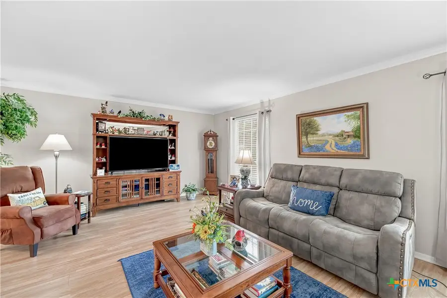2307 Bon Aire Avenue, Victoria, TX 77901 - #2
