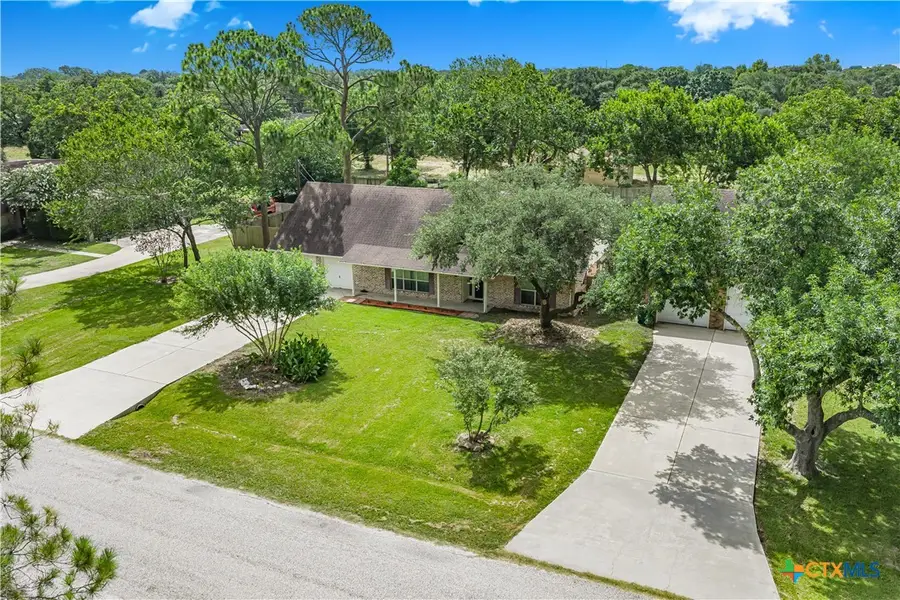 105 Tropical Drive, Victoria, TX 77904 - #2