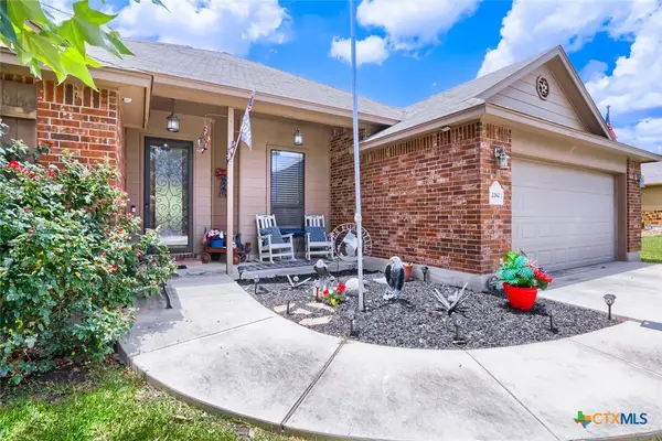 2262 Sun Chase Boulevard, New Braunfels, TX 78130