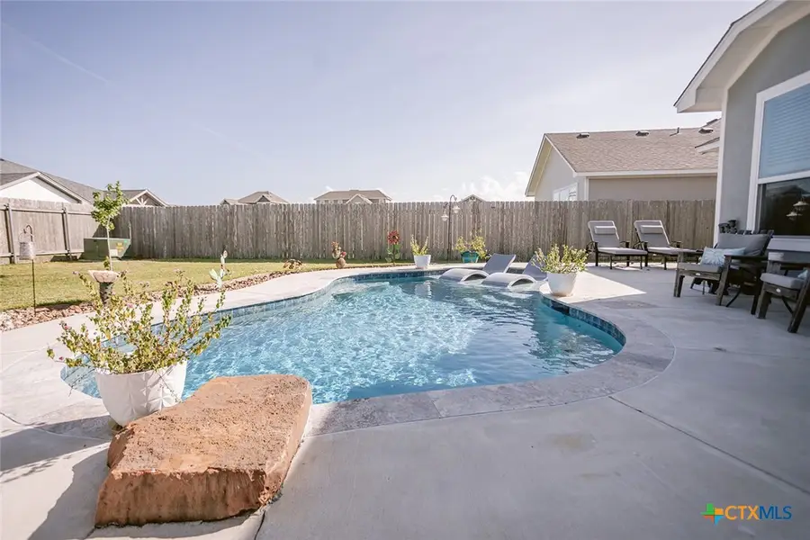 404 Brushy Creek, Victoria, TX 77904 - #2