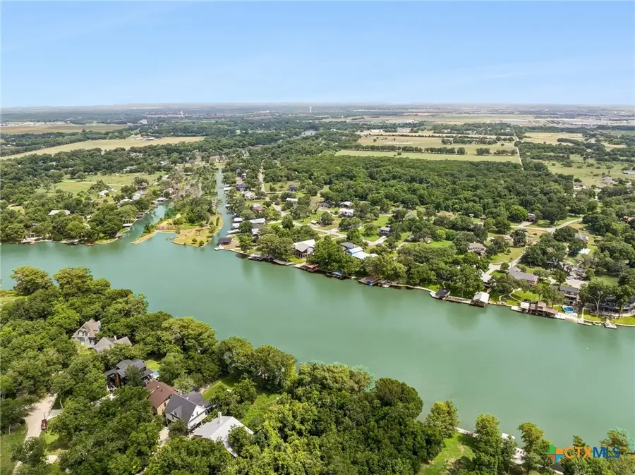 160 Lakeside Drive, Seguin, TX 78155 - #2