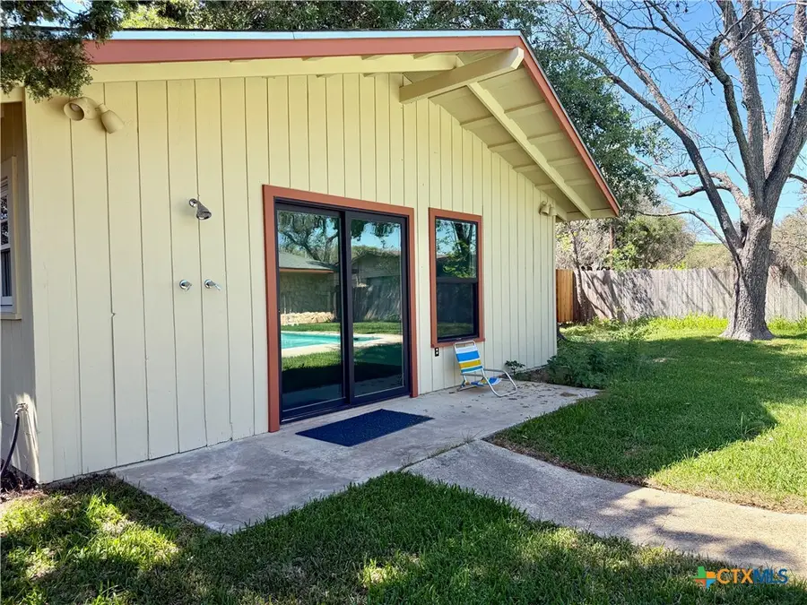 141 Oaklane Drive, Universal City, TX 78148 - #3