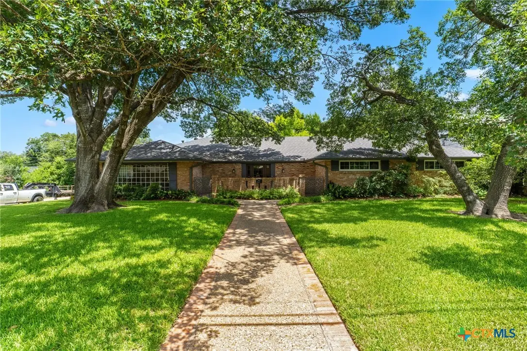 1413 N 11th Street, Temple, TX 76501 - #1