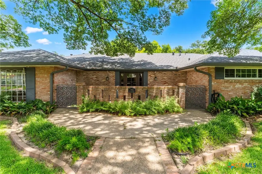 1413 N 11th Street, Temple, TX 76501 - #2