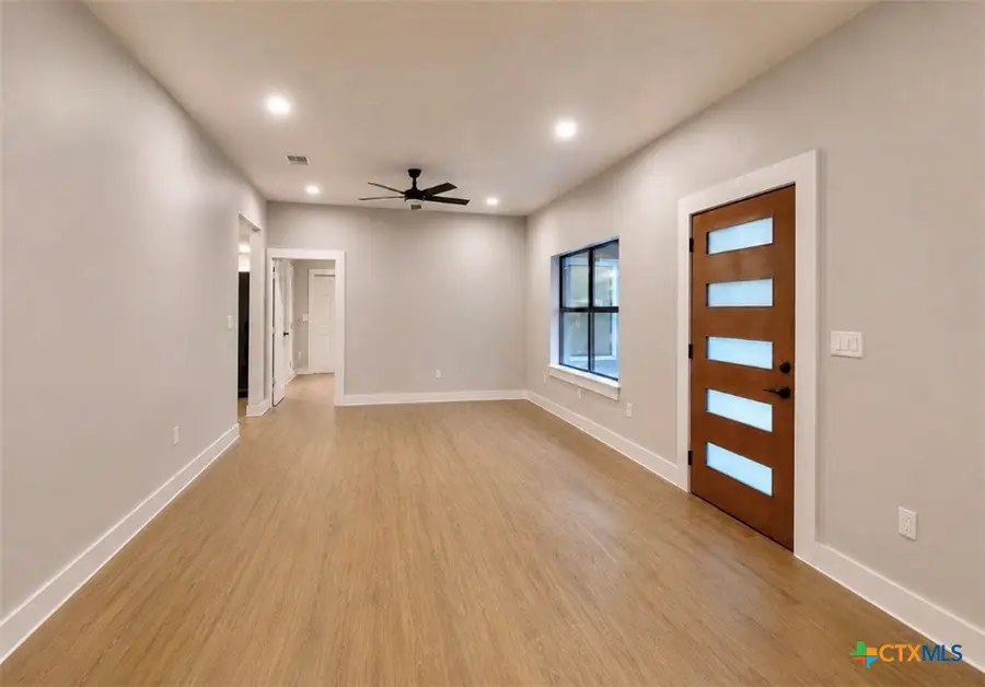 800 N Fannin Avenue, Cameron, TX 76520 - #3