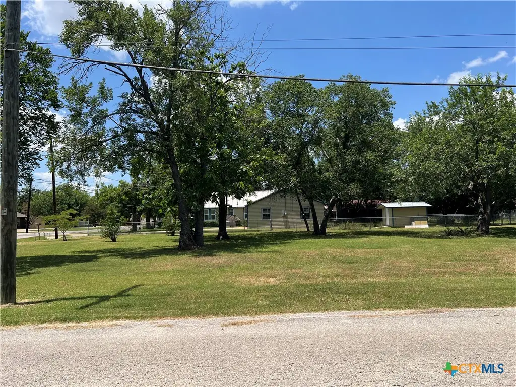 307 S Willis Street, Granger, TX 76530 - #1