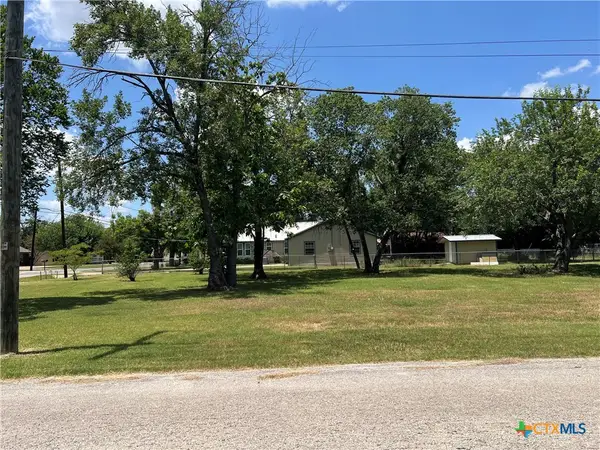 307 S Willis Street, Granger, TX 76530