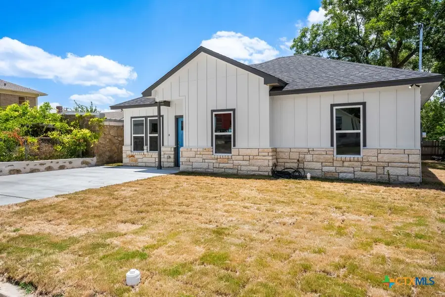 606 Bridge Street, Gatesville, TX 76528 - #3