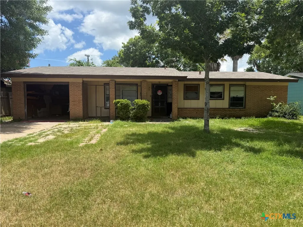 518 Lazy Lane, Port Lavaca, TX 77979 - #1