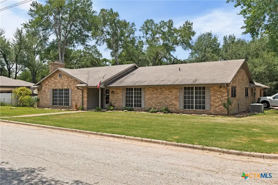 1101 E 19th Street, Cameron, TX 76520 - #2