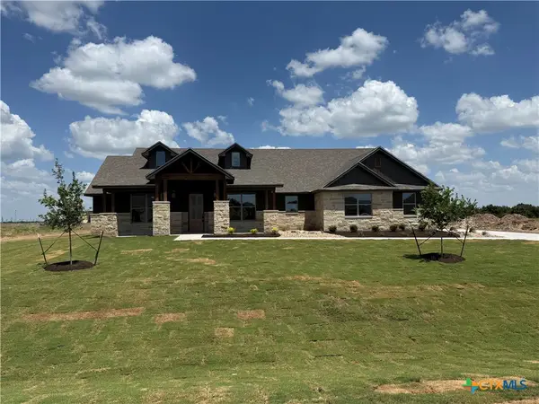 11109 Golden Eagle Avenue, Salado, TX 76571