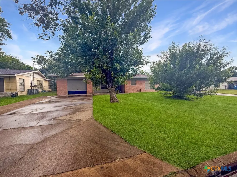 214 Crockett Street, Port Lavaca, TX 77979 - #3