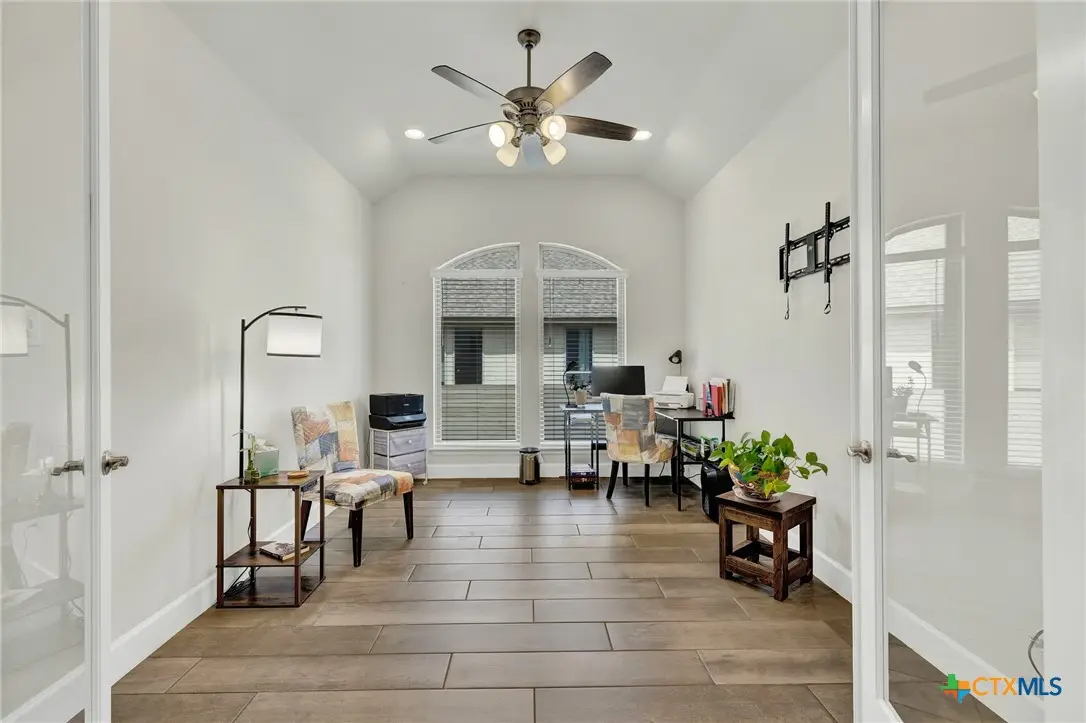 415 Bridle Trail, New Braunfels, TX 78132 - #1