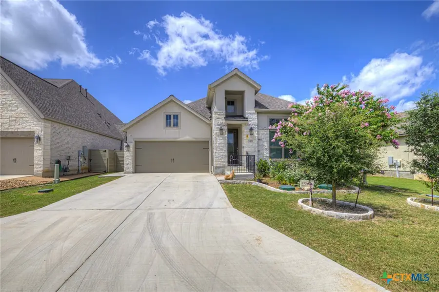 415 Bridle Trail, New Braunfels, TX 78132 - #2