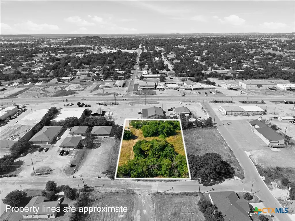 307 W Valley Road, Harker Heights, TX 76548 - #1