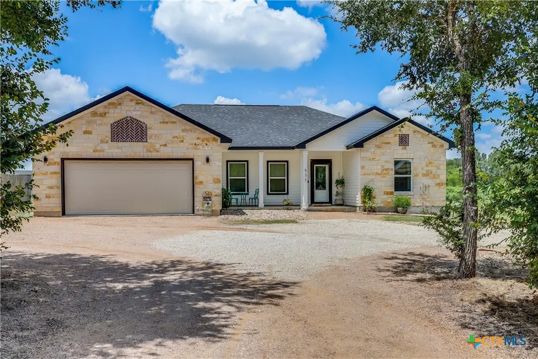 537 Lower Elgin Road, Elgin, TX 78621 - #1