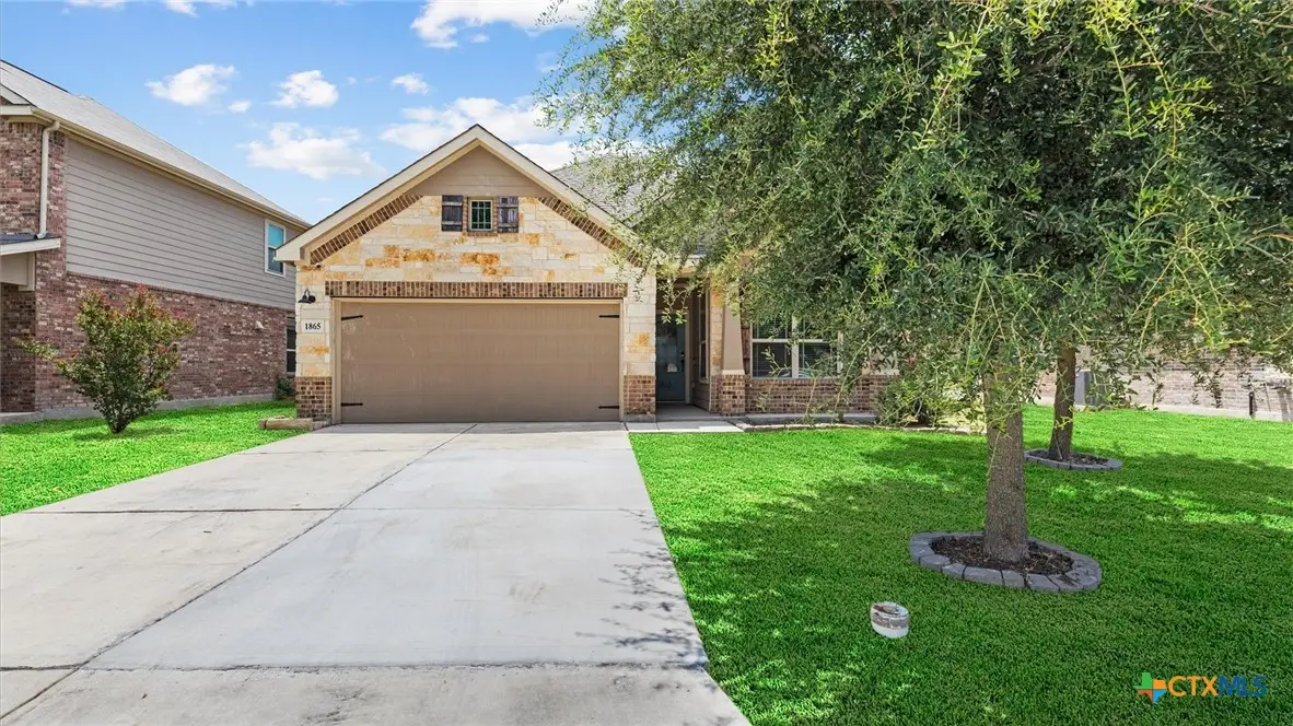1865 Logan Trail, New Braunfels, TX 78130 - #1