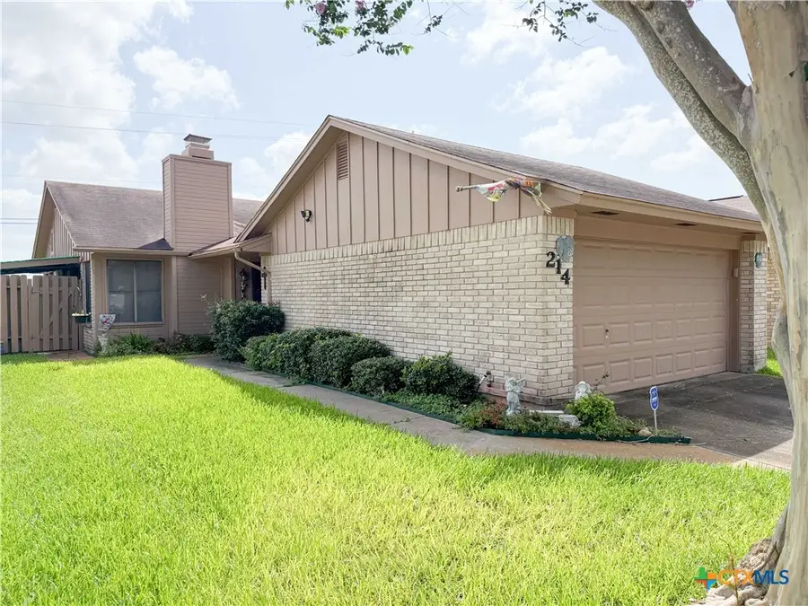 214 Rattan Drive, Victoria, TX 77901 - #2