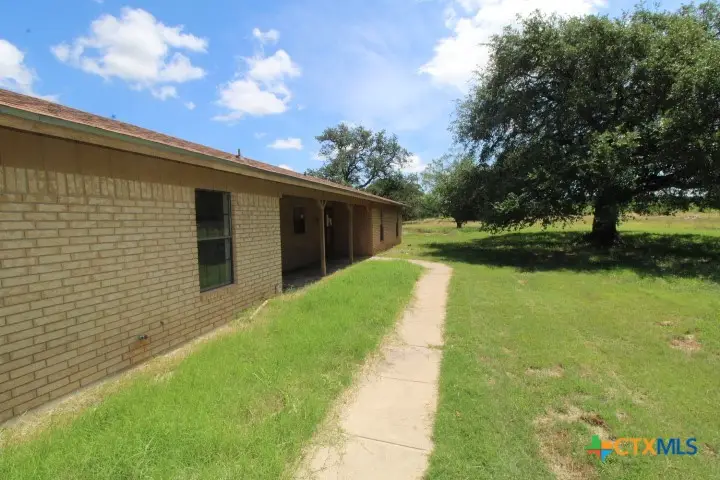525 County Road 214, Jonesboro, TX 76538 - #2