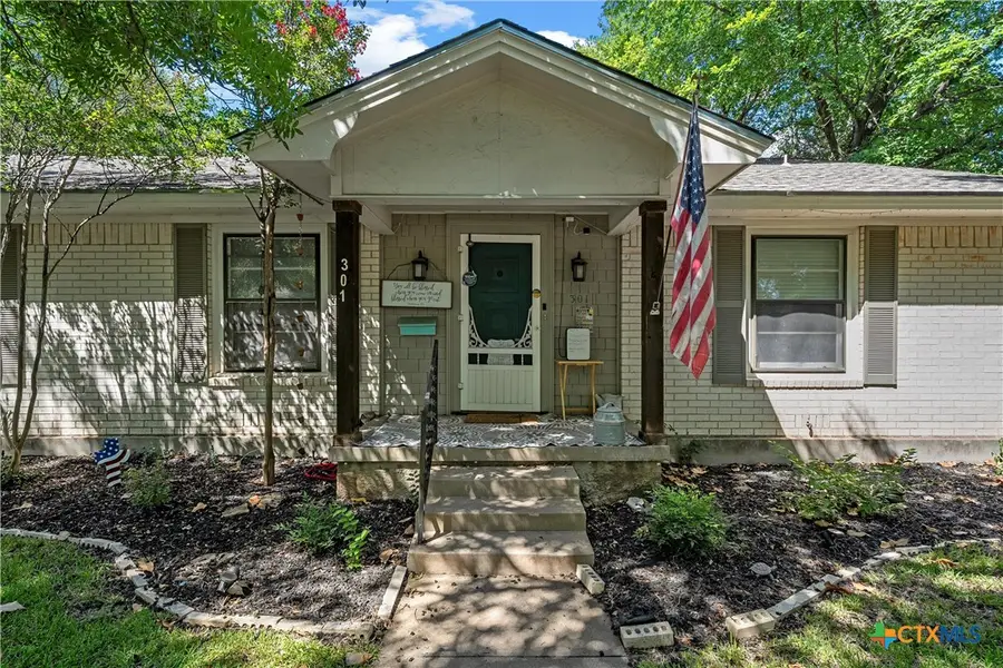 301 N 40th Street, Waco, TX 76710 - #3