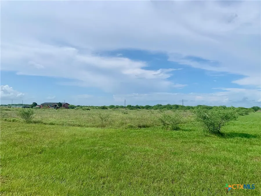 483 Shin Oak Road, Victoria, TX 77904 - #2