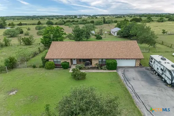 12800 Quarterhorse Drive, Elgin, TX 78621