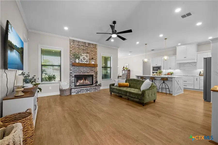 932 Gallant Fox Road, Hewitt, TX 76643 - #3