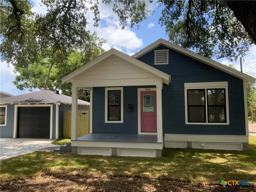 702 S William Street, Victoria, TX 77901 - #1